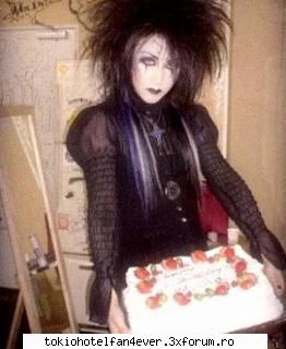 deci mie imi plac le nebunie mai ales mel angelica sau priere! :hi:  :hi: moi dix mois....